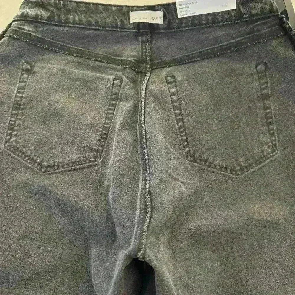 LOFT ANN TAYLOR Straight Crop Denim
